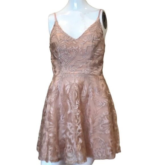 Macy’s Speechless Nude Party Dress Sz.5 NWT - Picture 1 of 4